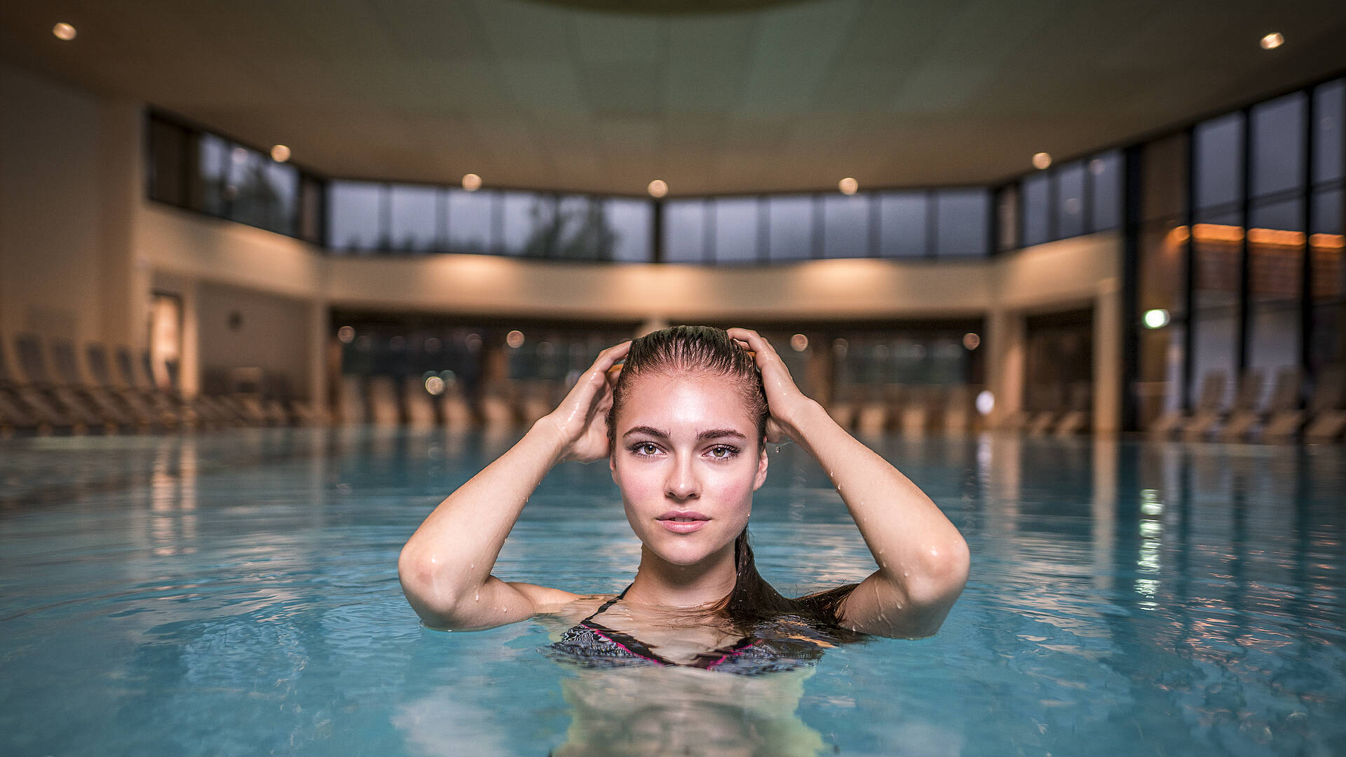 Großzügiges Wellnessbecken © Gert Perauer