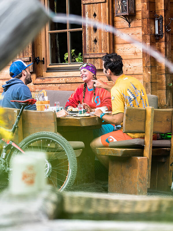 Kulinarische Pausen bei der Radtour um den Millstätter See © Franz Gerdl_MBN Tourismus