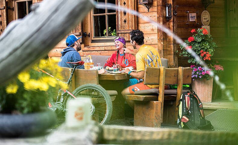 Kulinarische Pausen bei der Radtour um den Millstätter See © Franz Gerdl_MBN Tourismus