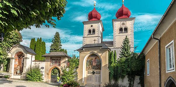 Eingangstore zum Stift Millstatt © Attila Szabo