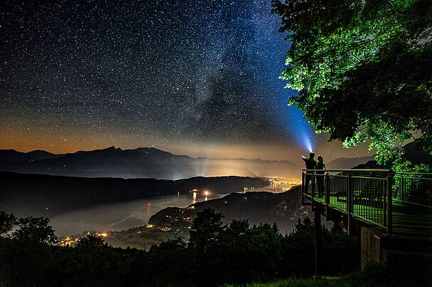 Wandern am Sternenbalkon bei Sternennacht © Gert Perauer_MBN Tourismus