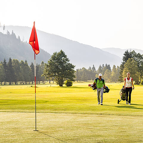 Die schönsten Wiesen zum Golfen in Kärnten © Mathias Prägant