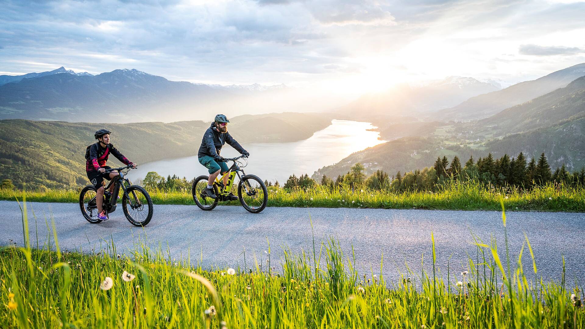 Radfahren zum Sterennbalkon über dem Millstättersee © Gert_Perauer_MBN Tourismusa