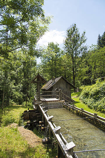 Wandern bei Sonnenschein © Franz Gerdl_MBN Tourismus