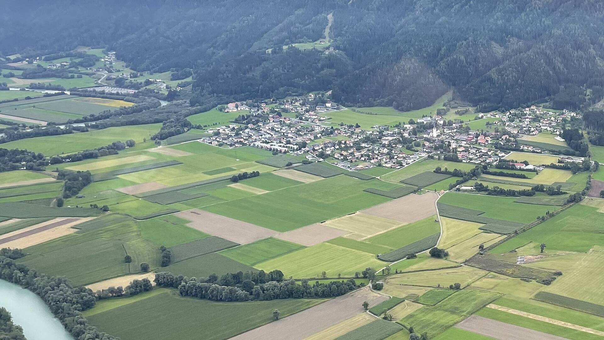 Baldramsdorf aus der Luft © Mario Hoffmann_ Gemeinde Baldramsdorf