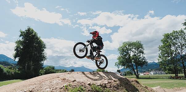 Radfahren mit Familie im Bikepark in Seeboden © Daniela Ebner_MBN Tourismus