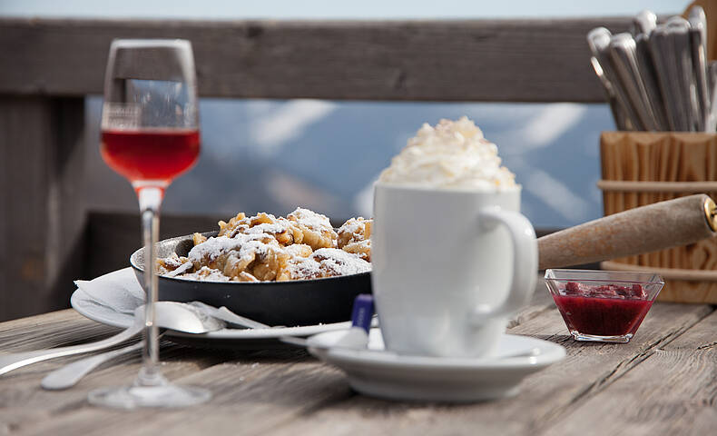 Kulinarisches Frühstück mit Kaiserschmarn © Mathias Prägant_MBN Tourismus