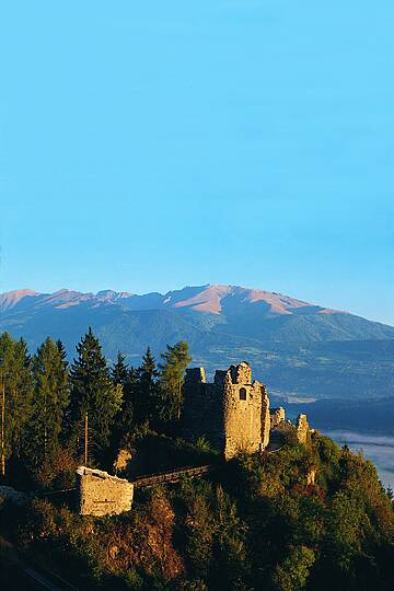 Ruine Ortenburg aus der Luft © Ortenburg