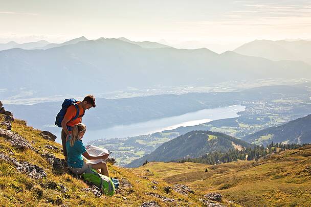 Detailaufnahme eines funkelnden Granatsteins, gefunden am Granattor © Franz Gerdl_MBN Tourismus